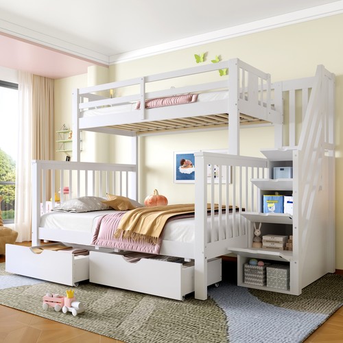 Triple bunk bed - bunk, sleeper